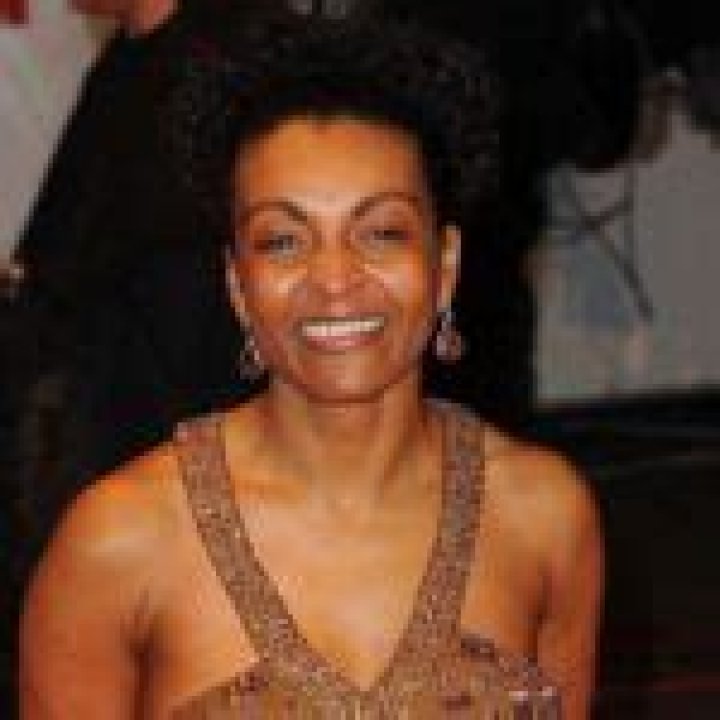 Adjoa Andoh Height, Weight, Age, Measurements, Net Worth, Facts