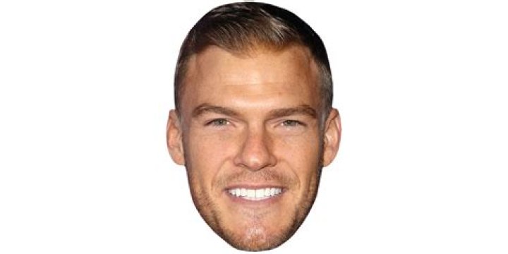 Alan Ritchson - Celebrity