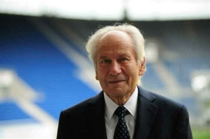 August-Wilhelm Scheer Fortune