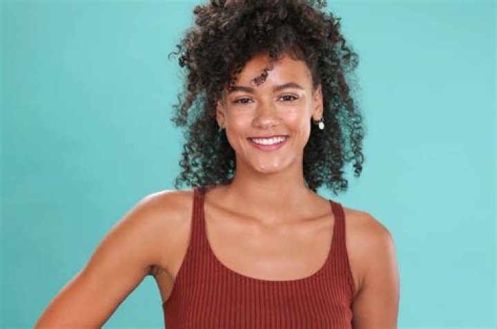 Bachelor In Paradise Alexa Caves Wiki, Bio, Age, Height, Dating, Net Worth 2021