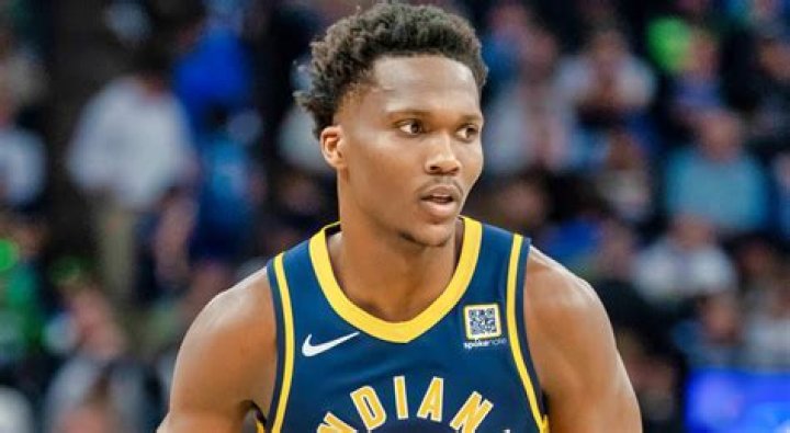 Bennedict Mathurin Dating Status, Parents & Family Background