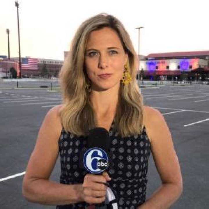 Katherine Scott Wiki; Age, Husband, Baby, Family, Salary & Facts