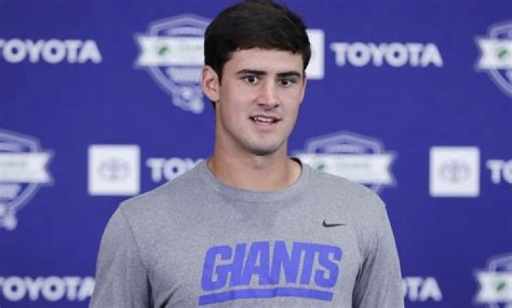 Know About Daniel Jones; Giants, Duke, Stats, Family, Height, Dating