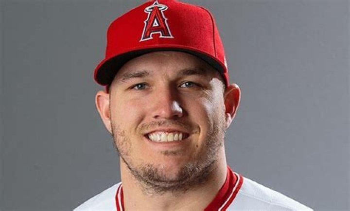 Know About Mike Trout; MLB, Contract, Age, Wife, Phillies, Net Worth