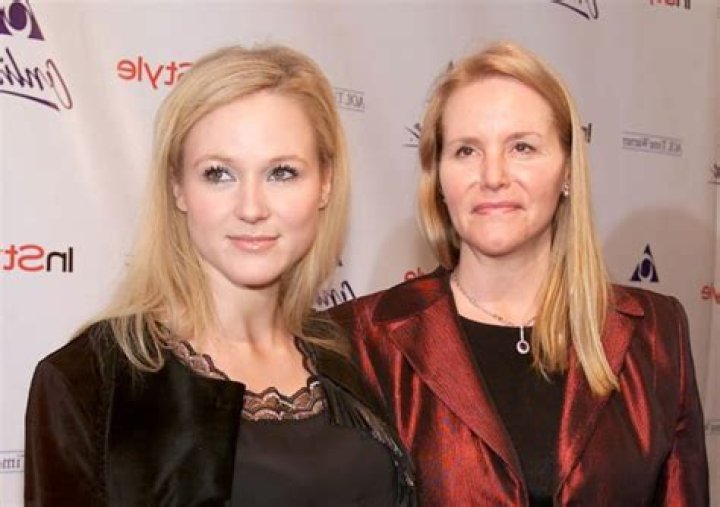 Lenedra Carroll Wiki, Bio, Children, Husband, Family, Facts