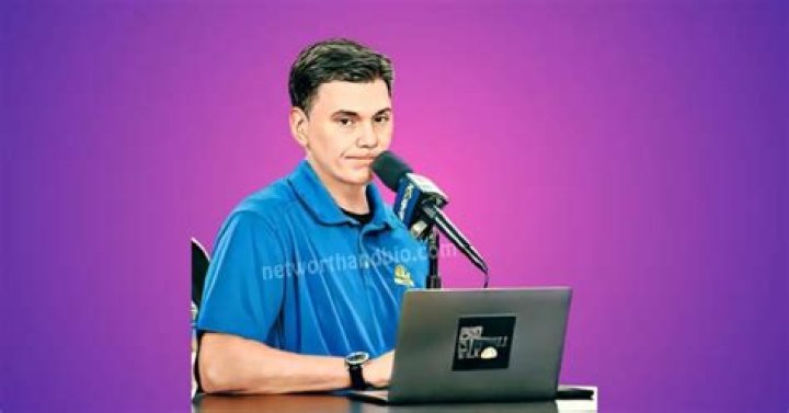 Mike Florio Net Worth, Bio, Twitter, Podcast, Son, Wife, Height, Parents, Age, House, Wiki