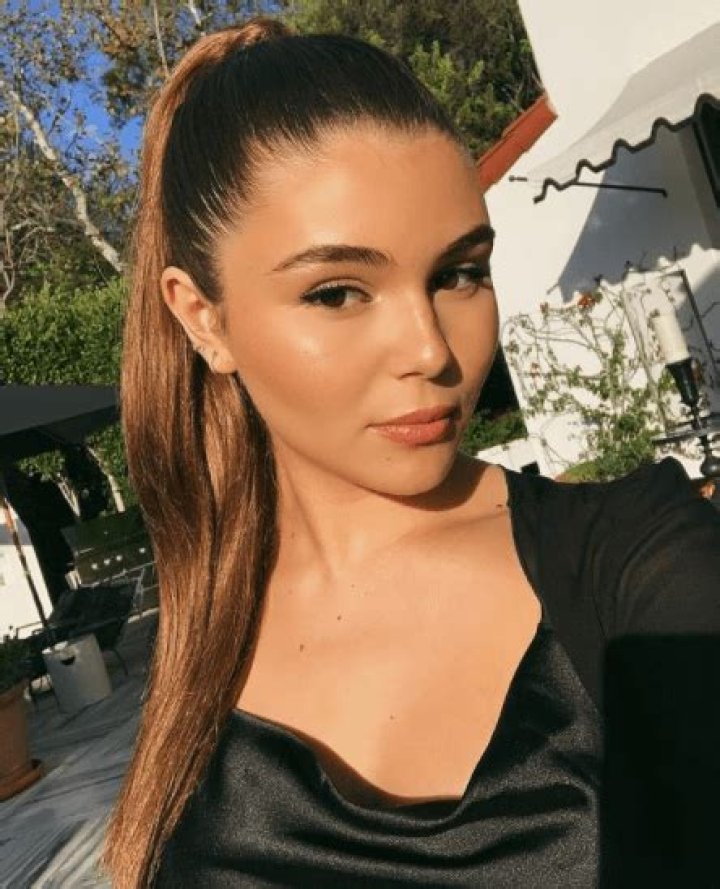 Olivia Jade Height, Weight, Age, Measurements, Net Worth, Facts